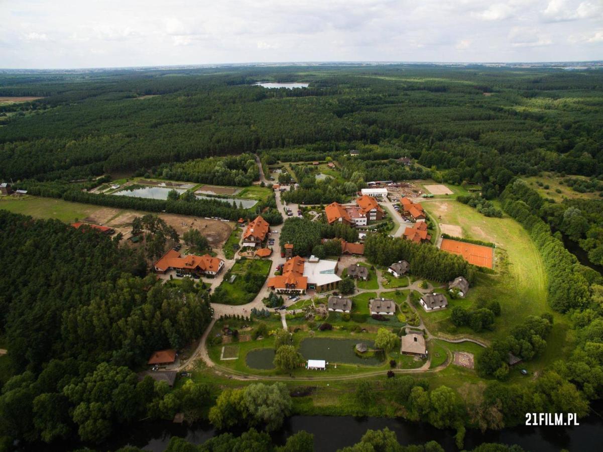 Hotel Osada Karbówko Wellness&SPA Elgiszewo  Exterior foto