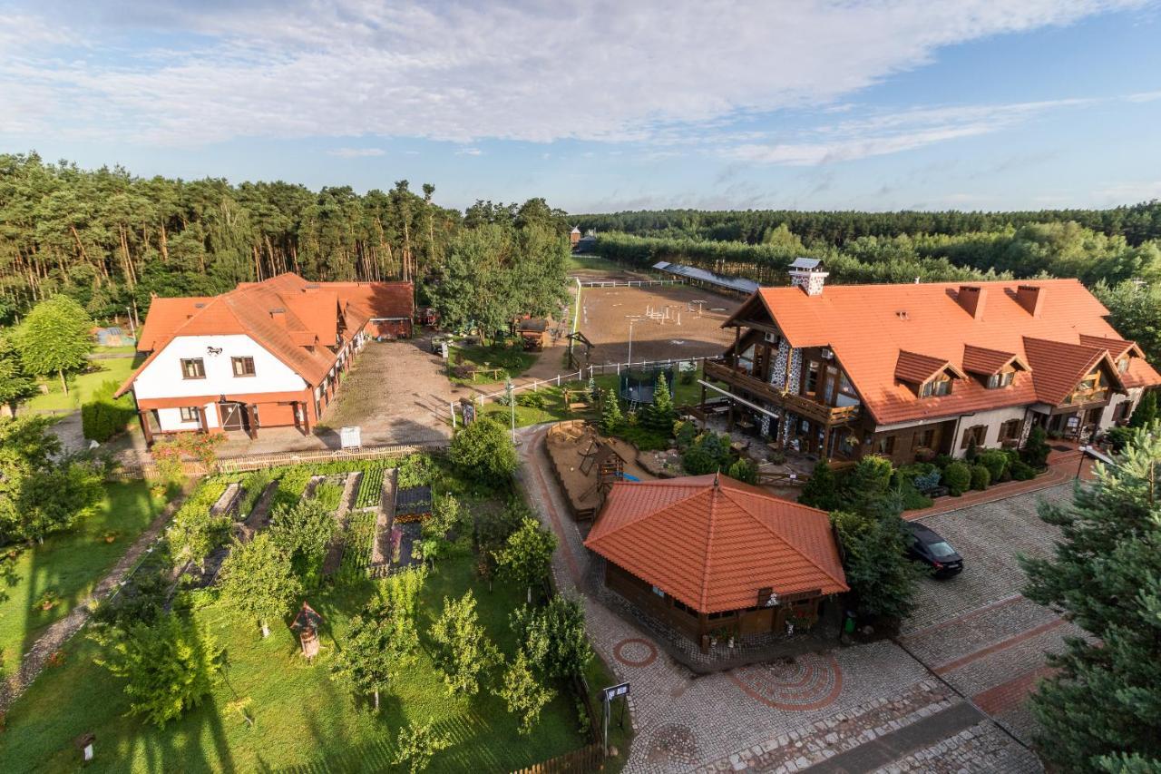 Hotel Osada Karbówko Wellness&SPA Elgiszewo  Exterior foto